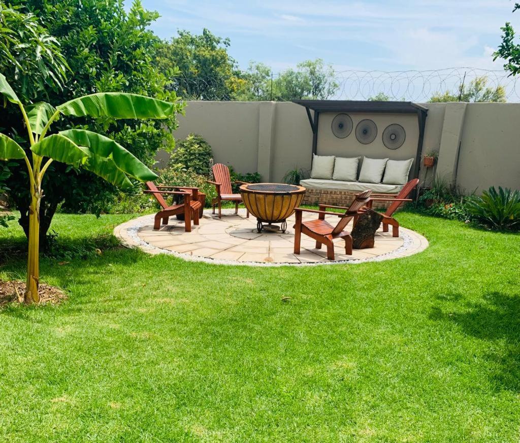 Mrhali Boutique Guest House KwaMhlanga Zewnętrze zdjęcie